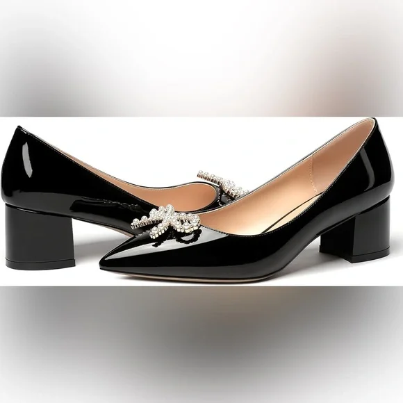 New Pearl Bow patent pumps - Picture 2 of 9